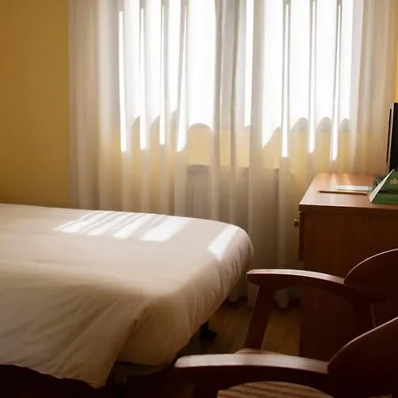 Hotel Alda Estacion 2*