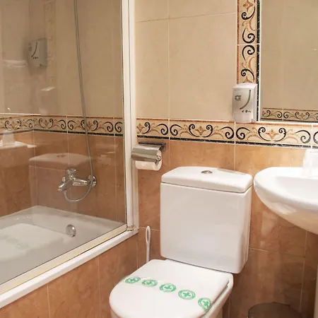 Alda Estacion 호텔 오비에도